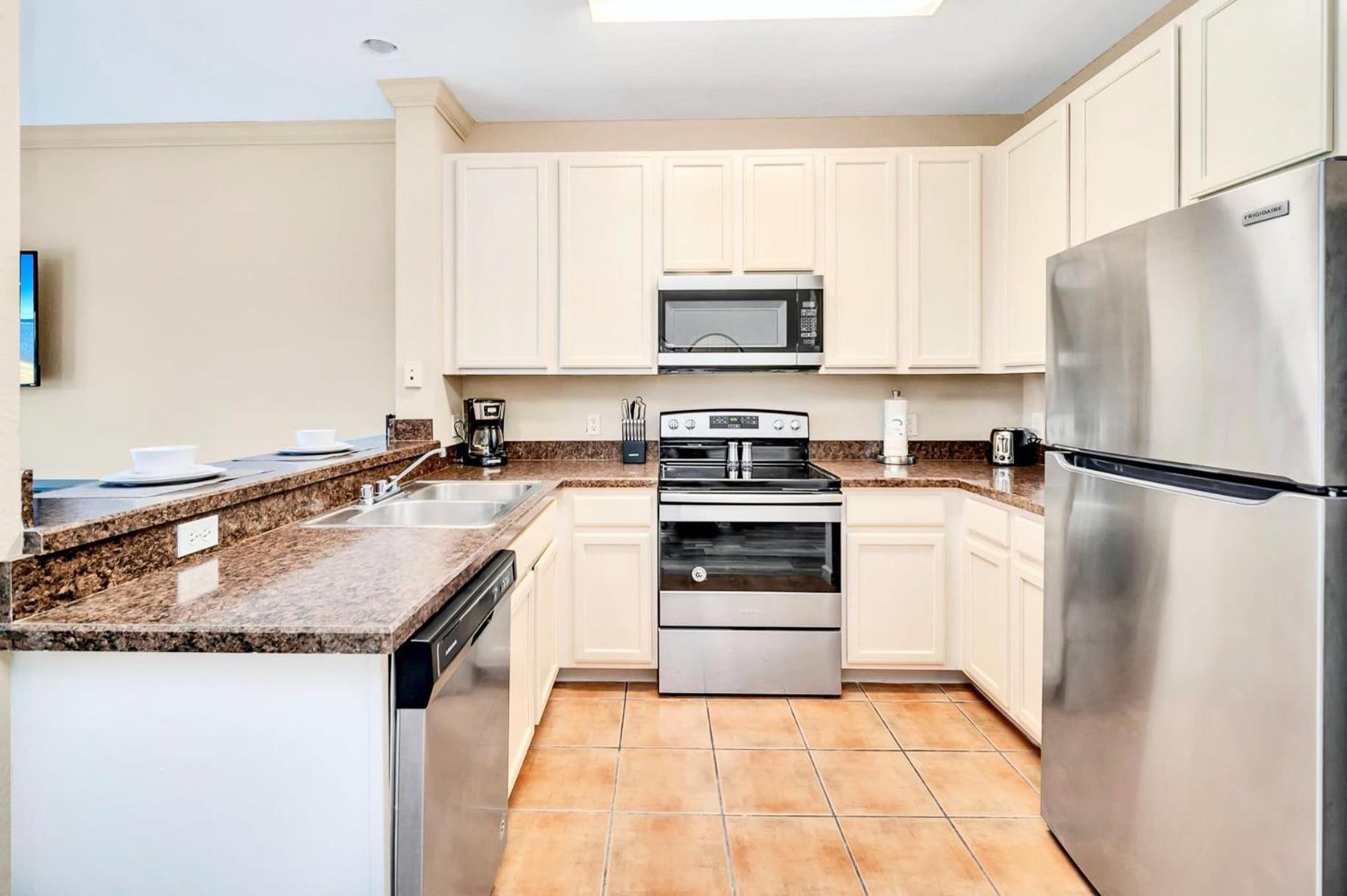 2Br Condo With Shared Pool & Hot Tub, Near Disney! オーランド エクステリア 写真