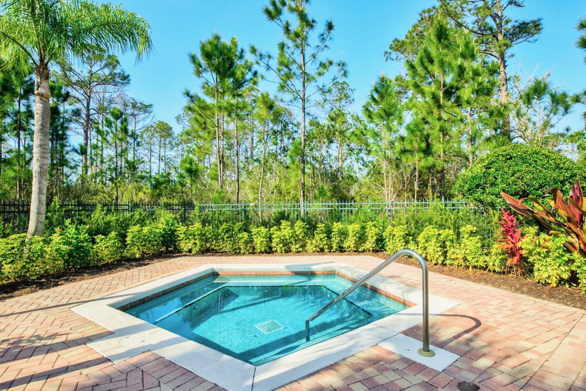 2Br Condo With Shared Pool & Hot Tub, Near Disney! オーランド エクステリア 写真